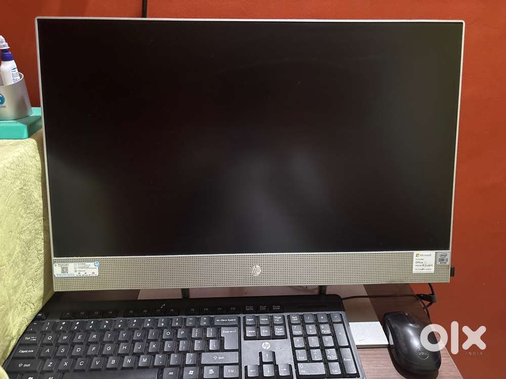 Hp all in one deskstop, intel i3 10th gen, 8gb ram,