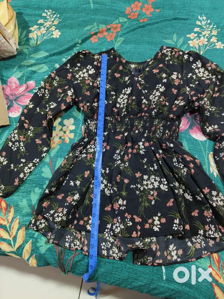 Casual floral printed top