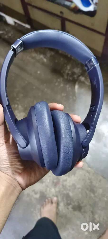 Soundcore By Anker Q20i ( Brand New)