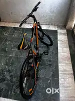 Montra Mountain Bike – Alloy Frame, Disc Brakes, Shimano Gears