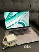 MACBOOK PRO
