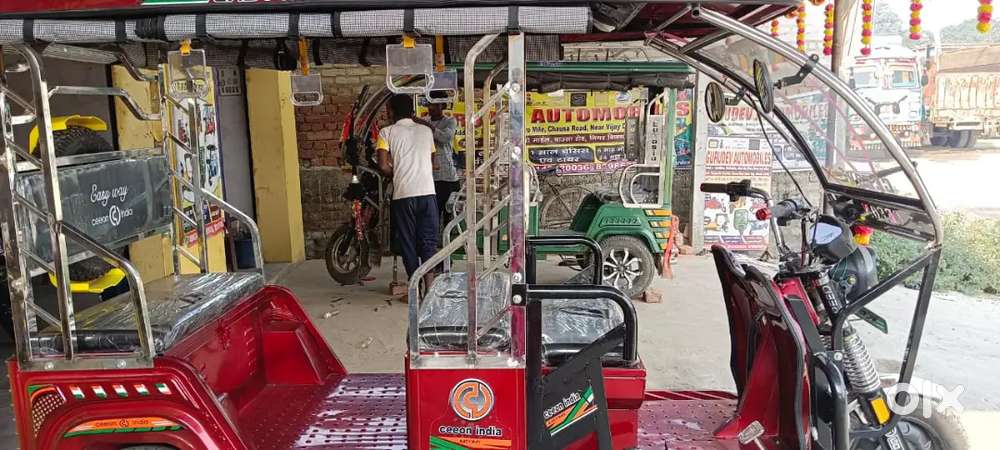 E rickshaw/ toto on rent 380rupees per day