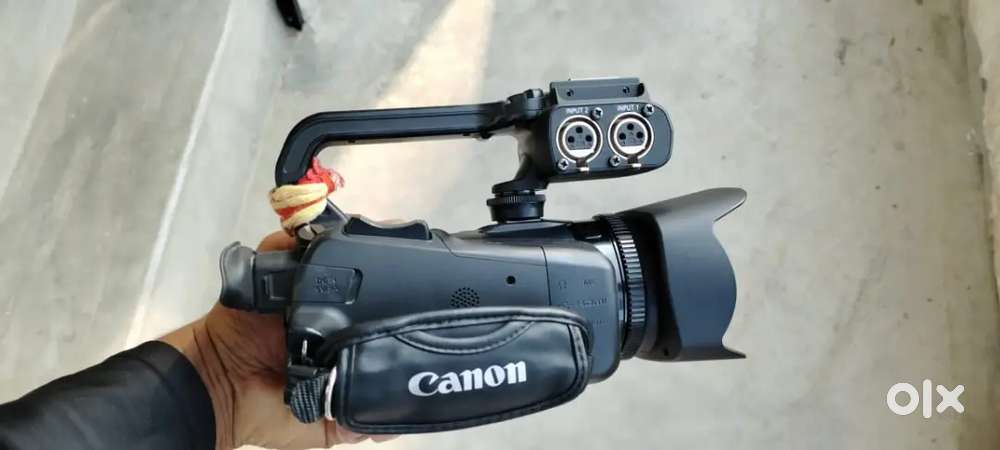 Canon xa60 और  Nikon d5600 फुल coditon कैमरा