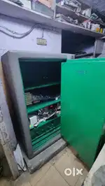 Vishal tijori (locker)