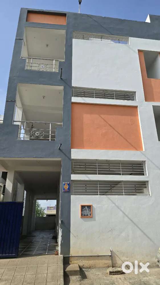 Newly  Build 3 Floor Apartment with water connection