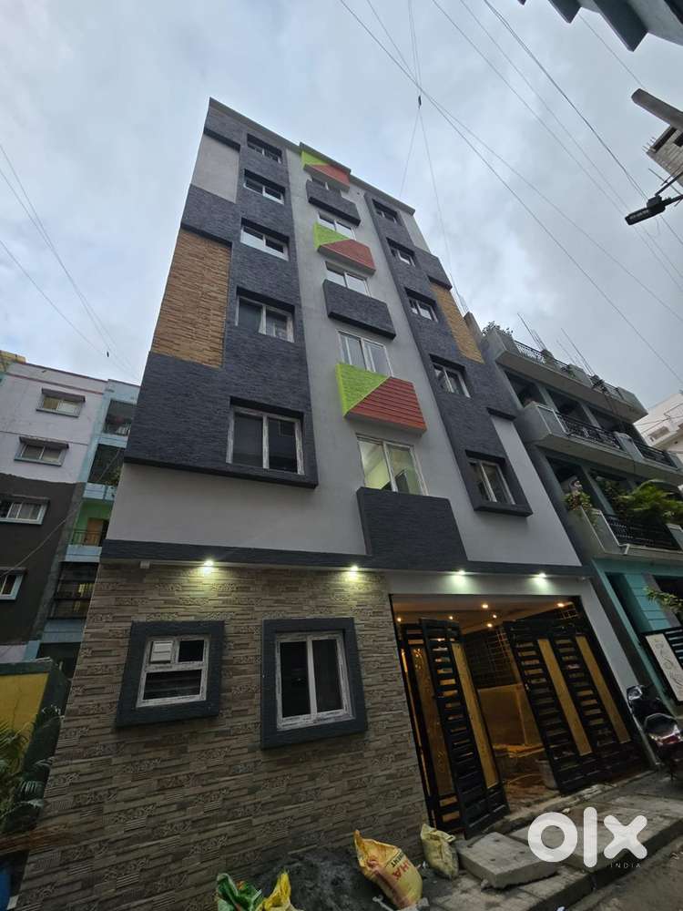 PG BUILDING FOR RENT