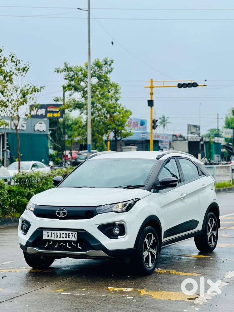 Tata Nexon 1.2 Revotron XZ Plus (S), 2021, Petrol