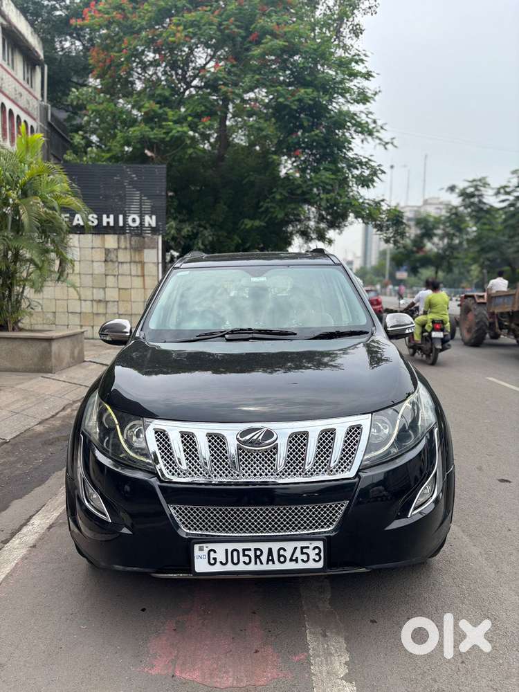 Mahindra XUV500 2.2 W10, 2017, Diesel
