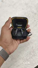 Bolt Mustang Edition Earbuds