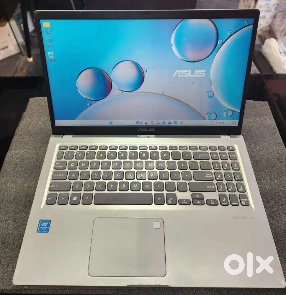 ASUS Laptop 15inch