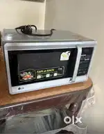 LG 25 lt Conventional Microwave Oven