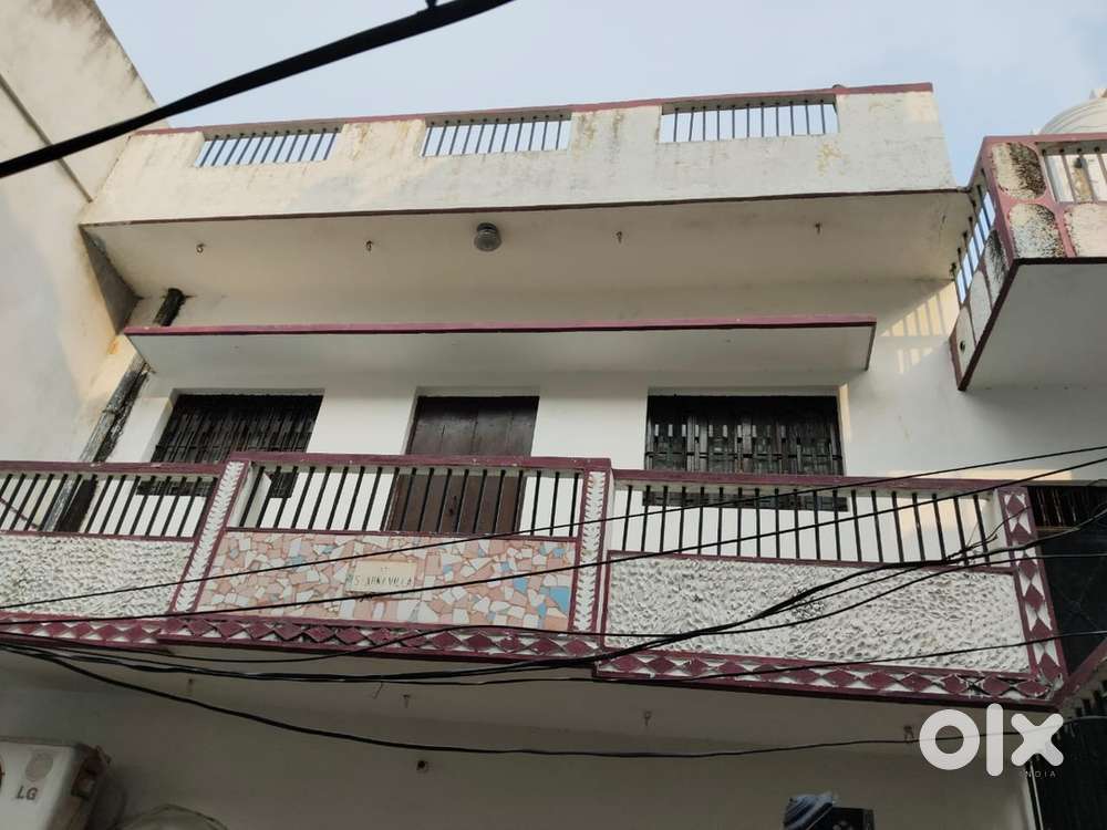 2 Room set in individual house in Peer Bukhara