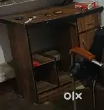 Kisi ko chahiye to le sakta h room Khali krna h