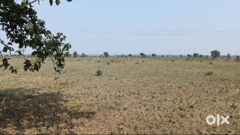 EMPTY LAND AT CHOLLANGI PETA