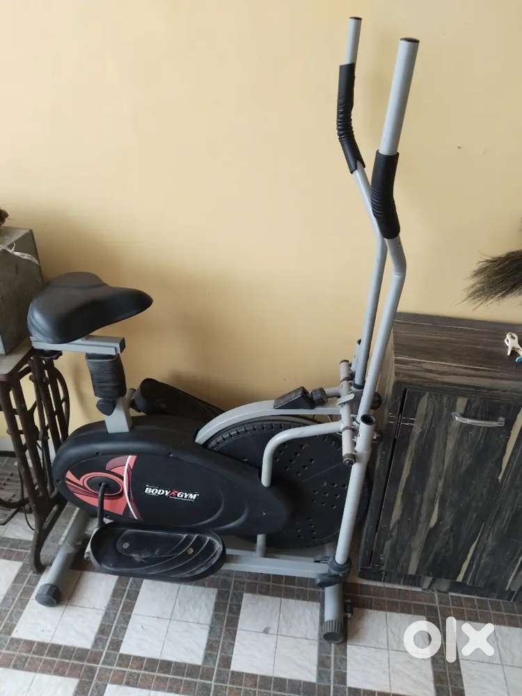 Indoor cycle for cycling and jogging