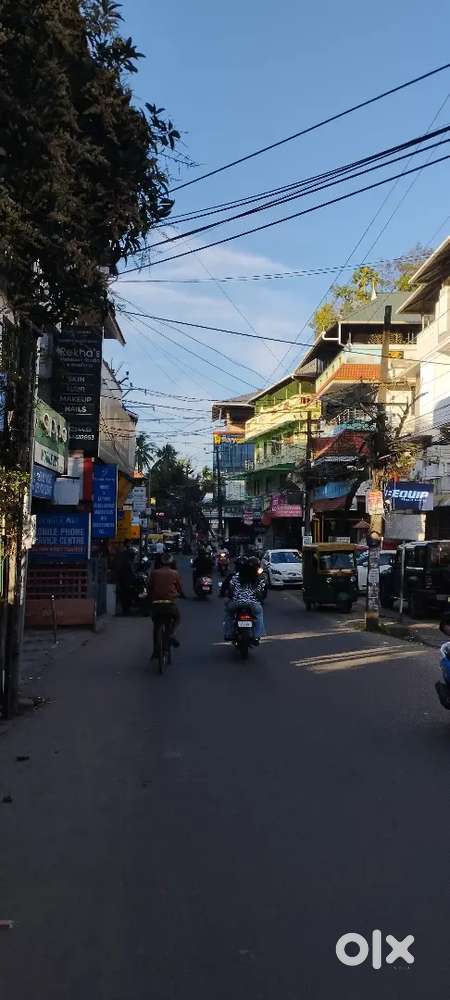 Shop Ground floor for rent near highway NH bypas palarvtm Vyttila Rd.