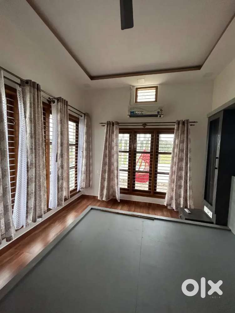 60×40 house for lease 23laks bogadi suvaran nagara gadige road