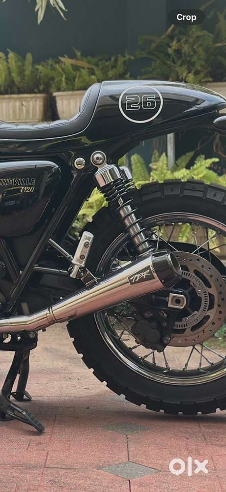 Triumph exhaust