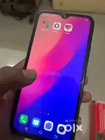 Vivo 1904 for sell, sceen is broken but touch is in working condit