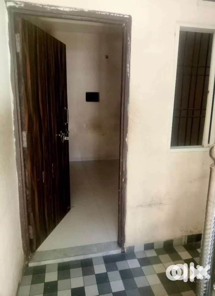 Independent 1BHK saperate portion is ready for rent