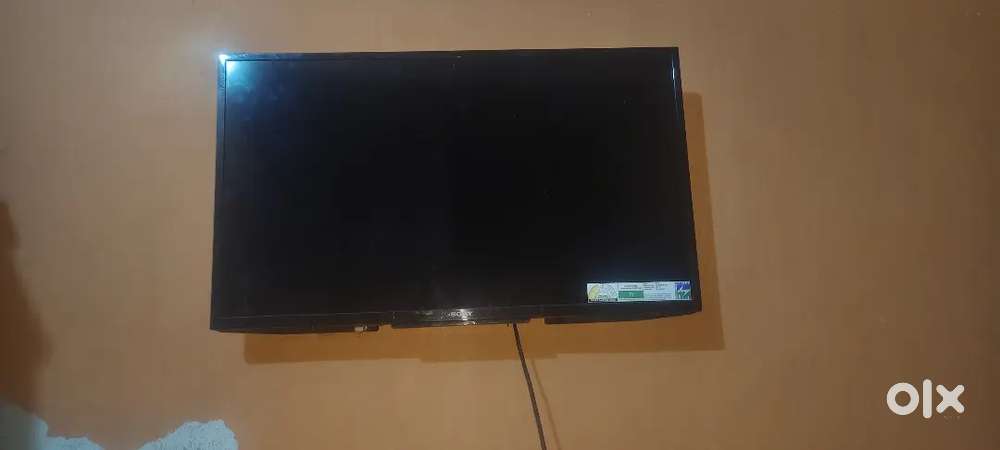 32,inc led tv smrat