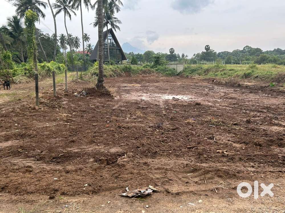 5 cents Residential plot parambu @ Mattumandha