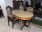 Selling my 6 Chairs Dinning Table