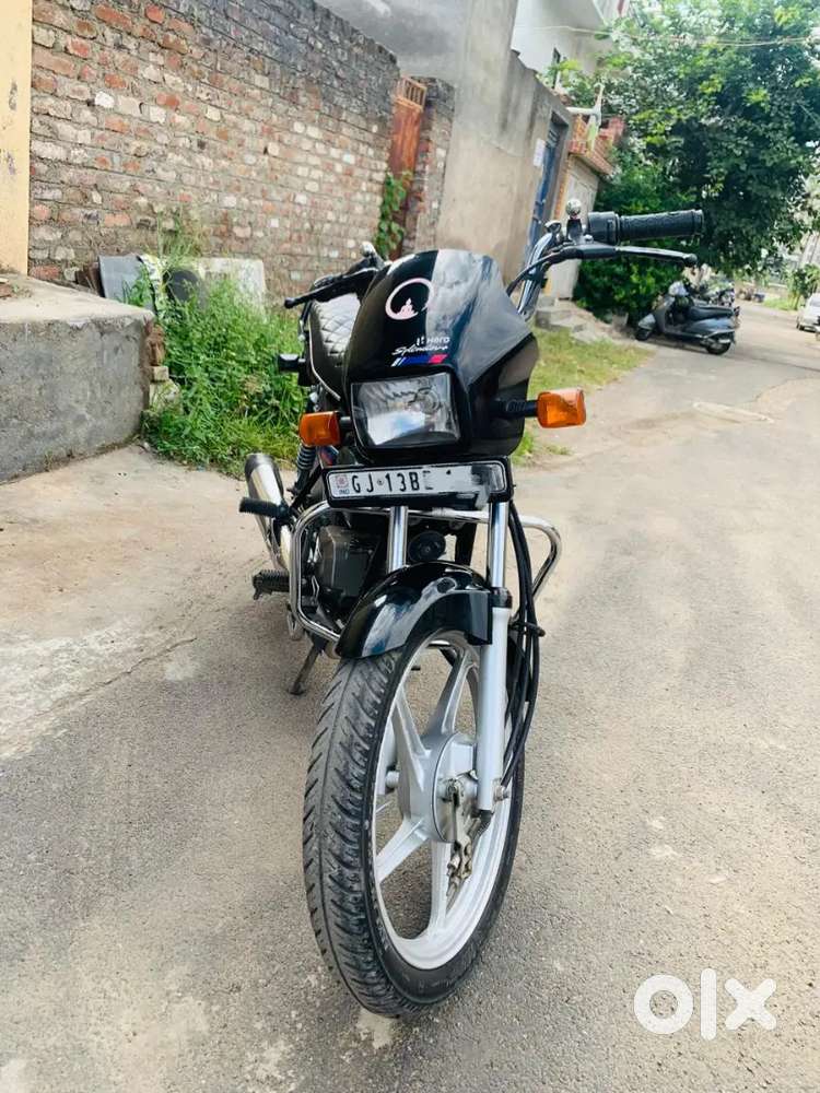 Hero Splendor Plus 2023 police patoo