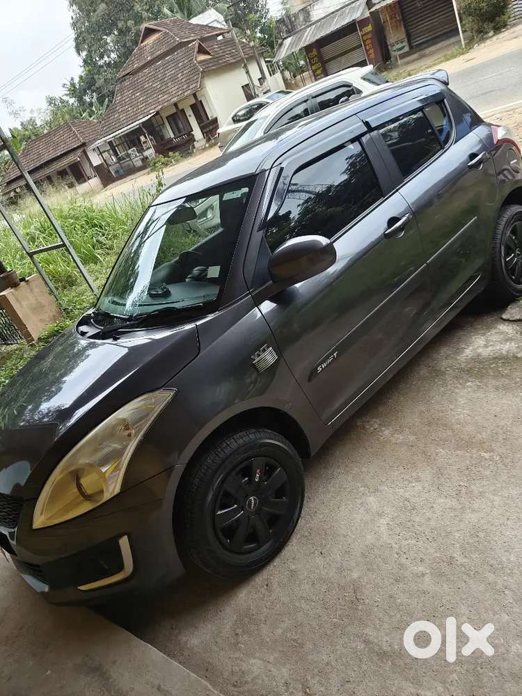 Maruti Suzuki Swift 2017 Petrol 47000 Km Driven