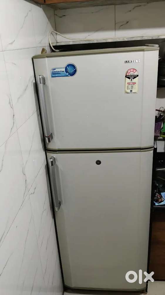 Working condition and looking good 250lt frig 3ster samsung frig
