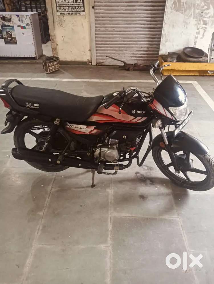 Multibikes24 parichowk good condision bikes or scooty avilablble se.81