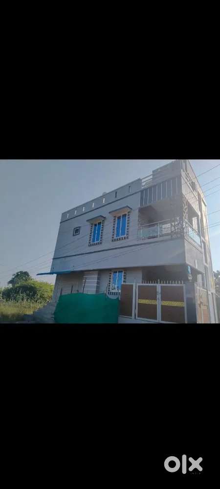 PG Available for  ladies at urapakkam  Rs.4000 per head 2 sharing