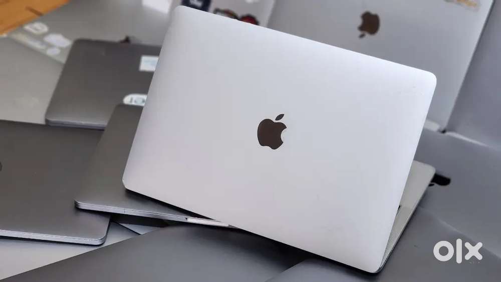 Apple Macbook Pro i5 8gb Ram 256gb Apple SSD FRESH CONDITION