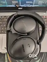 BOSE QC Quietcomfort Headphones