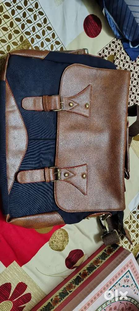 Laptop bag