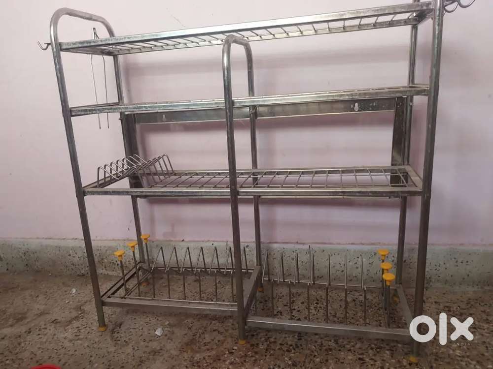 Steel utensils stand