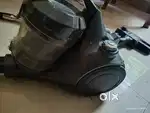 Vacuum cleaner 700W