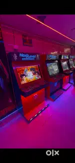 Arcade coin game machine
