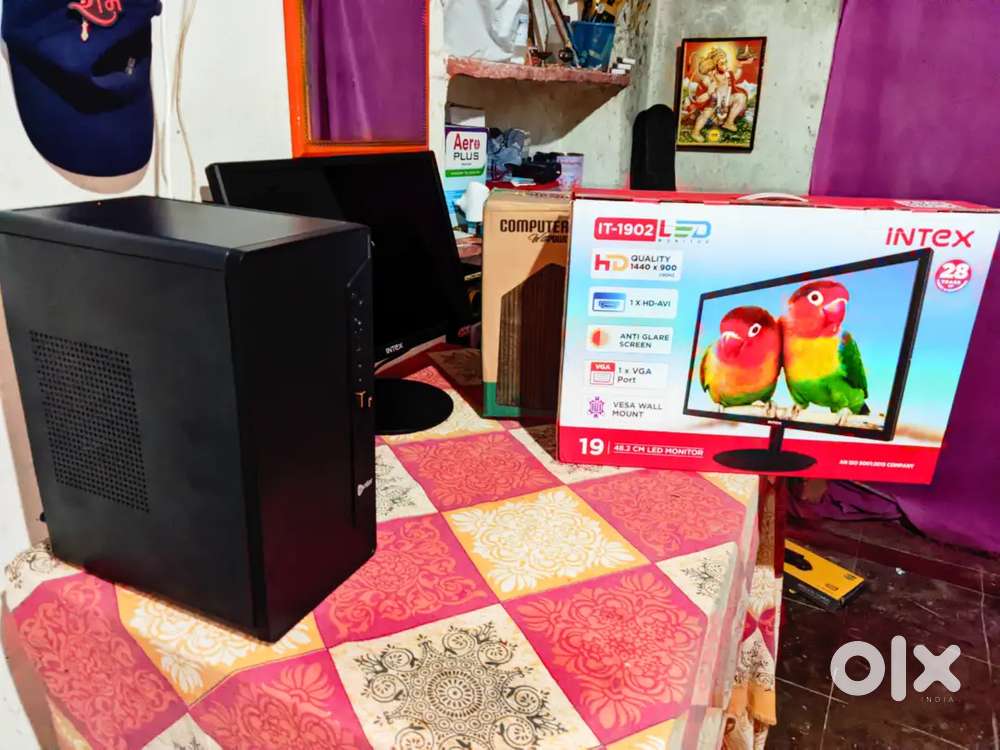 All setup 24 days old CPU monitor keyboard speaker