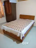 Independent Room for rent in girls