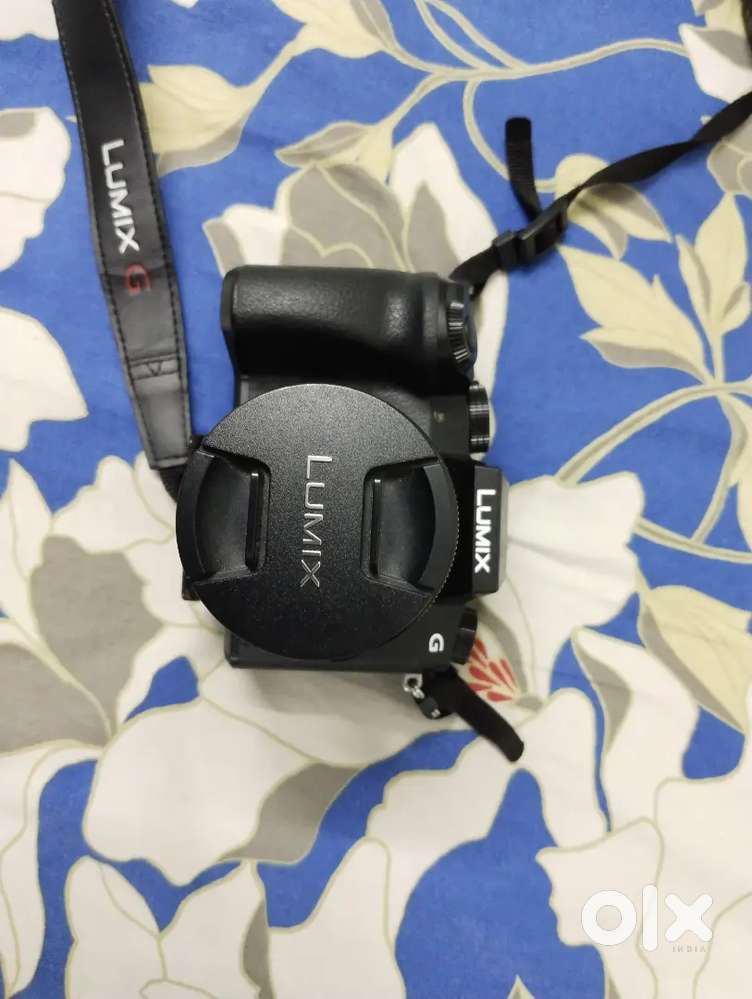 Lumix G7 Camera with 14-42 and 45-150 lens and with 2 batteries (2L2B)