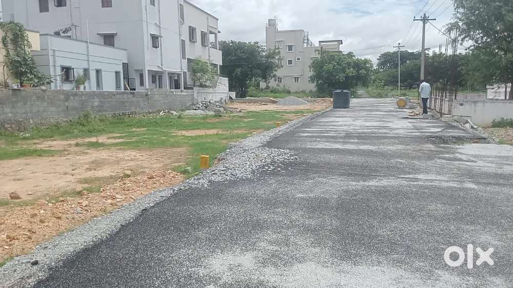 HNTDA approval 
30 feet road 
Gated community 
Street light 
Layou