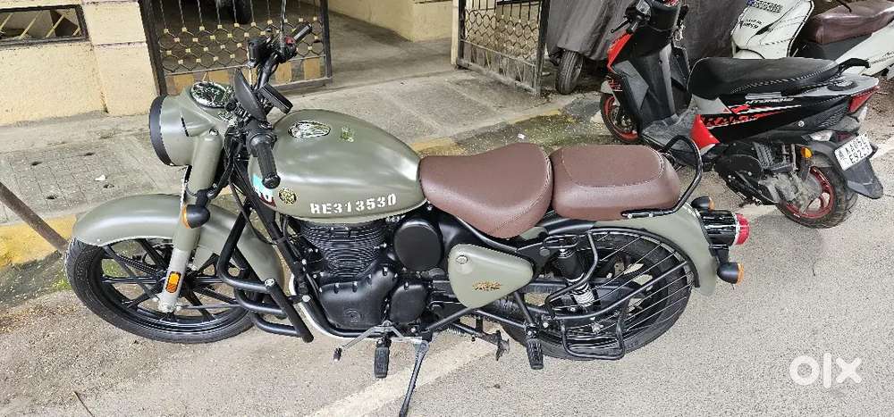 Royal enfiend classic 350 signals