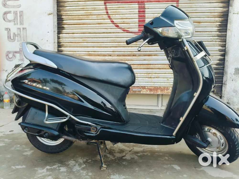 Fully Brand New Condition Activa 5G ( Black )