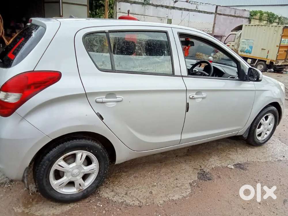 Hyundai i20 2011 Petrol 87000 Km Driven