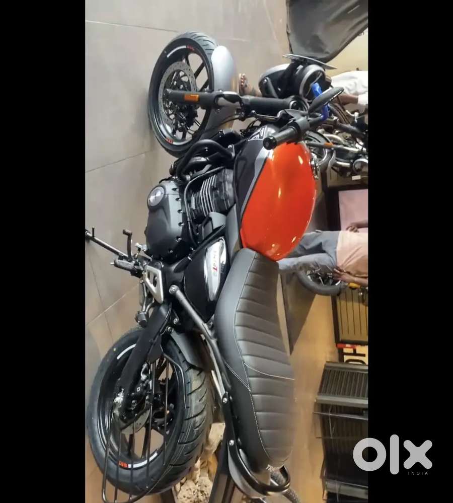 Brand new bike only 500 km running