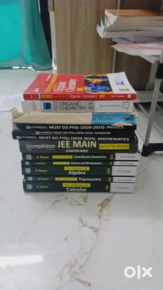 Jee Books cengage,hc Verma and pyq books