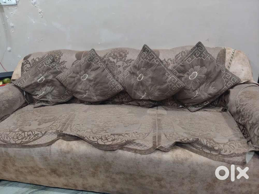 Sofa five seater
