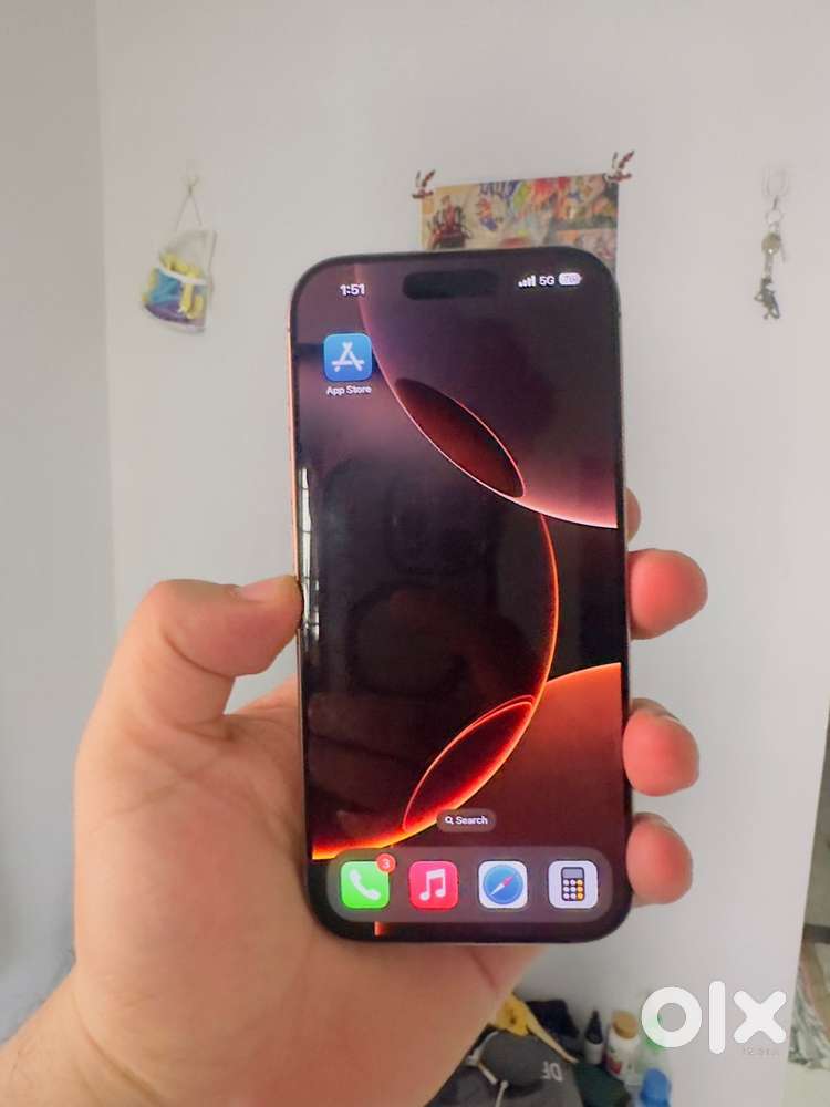 Iphone 16 pro-256gb- Jan25 bought- Battery 97% - Rs 89000-