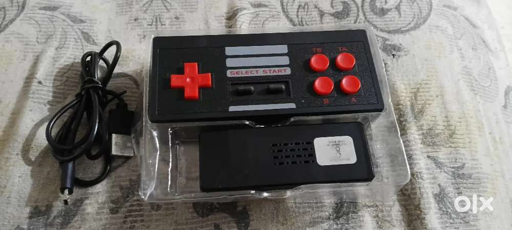 EXTREME MINI GAME BOX NEW CONDITION AND NO SCRATCHES